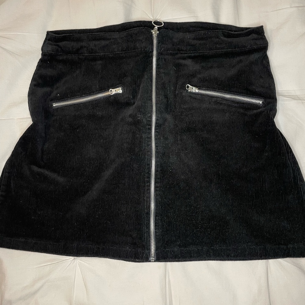 Rue21 Black skirt Size M